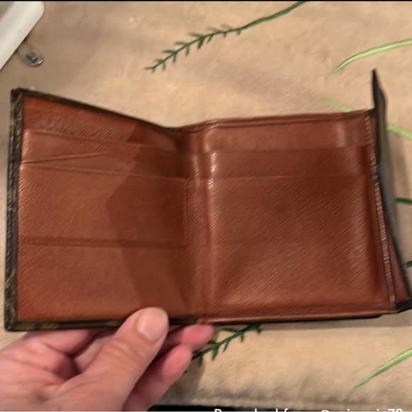 Authentic LOUIS VUITTON Monogram Monnaie Double Snap Wallet - Picture 5 of 6
